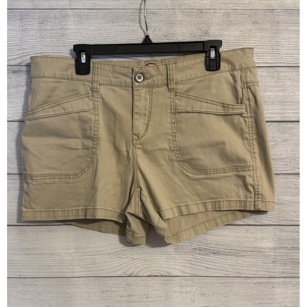 Union Bay Women's Khaki Shorts Size 15 Stretch‎ Casual Summer